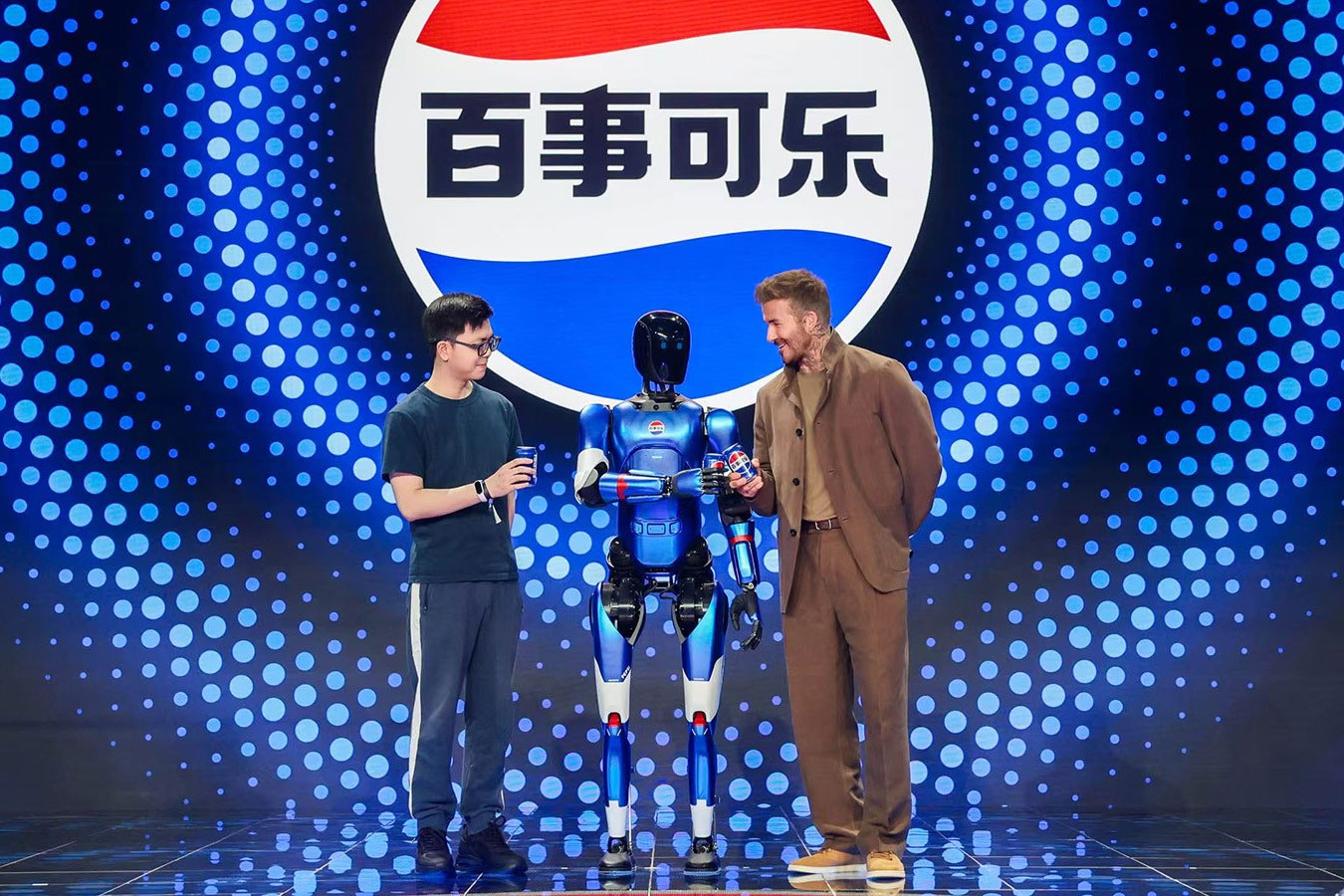 best365机器人携手百事中国共创“百事蓝宝” 共燃渴望新章